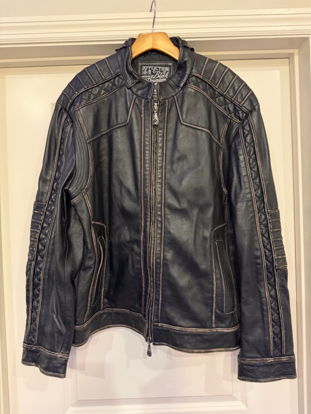 Affliction Black Leather Jacket with Embroidered Cross Back Detail NWOT Size 2XL - Picture 3 of 12